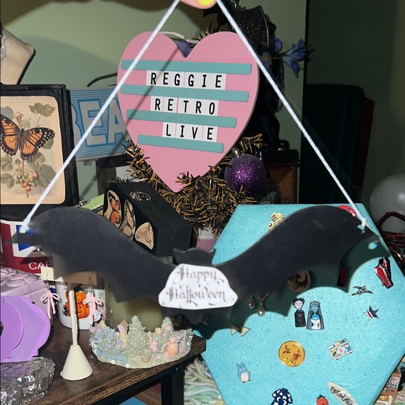 handmade Halloween Bat Wall Decor Set - Picture 2 of 5